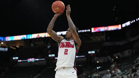 Still perfect: Ole Miss basketball crushes Southern 